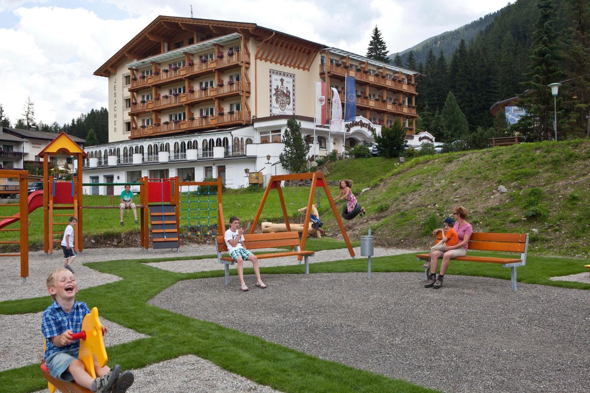 Hotel Jesacherhof 4S Sankt Jakob in Defereggen Exterior photo